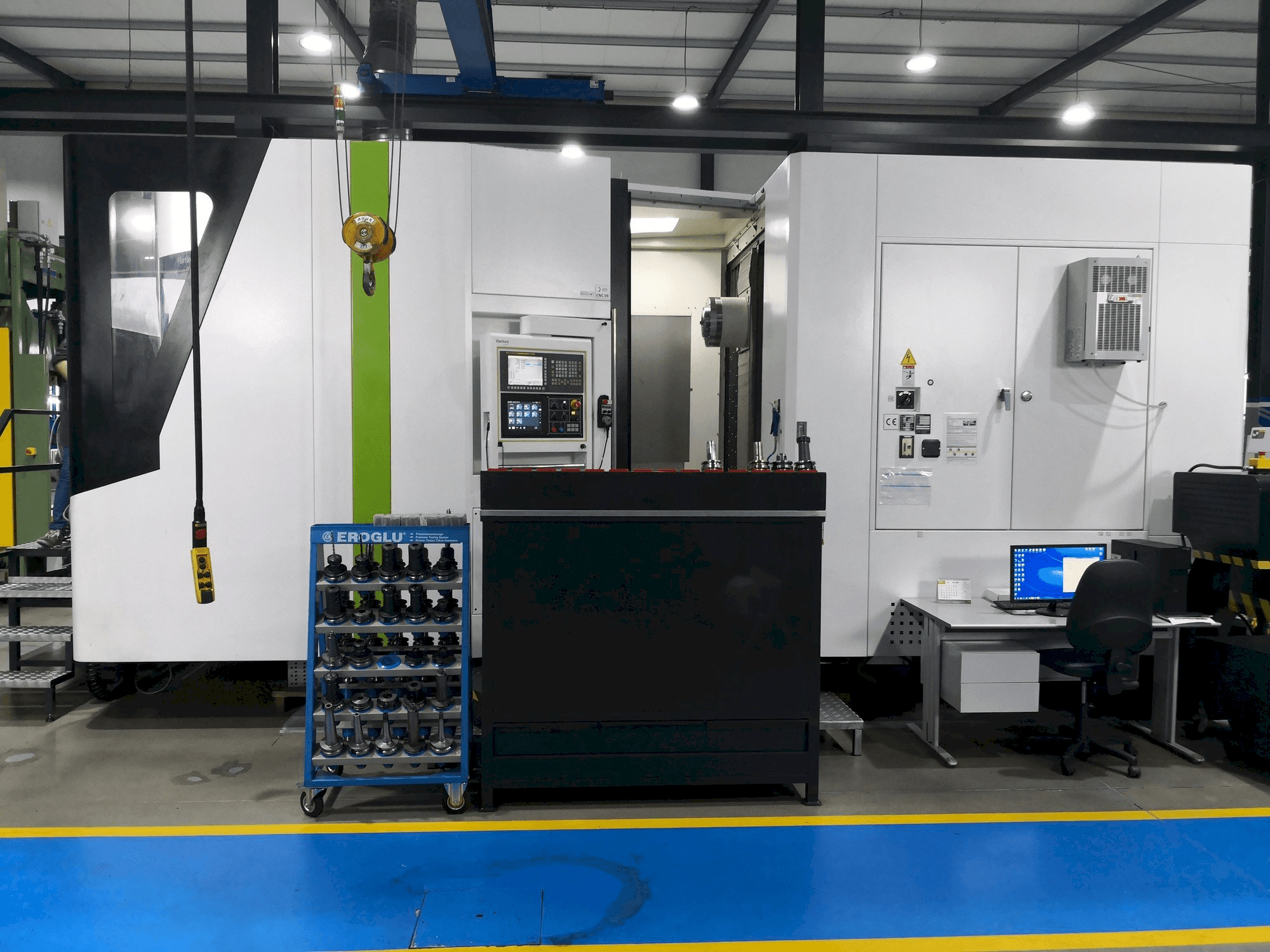 Vista Frontal da Hartford HMC-10 máquina