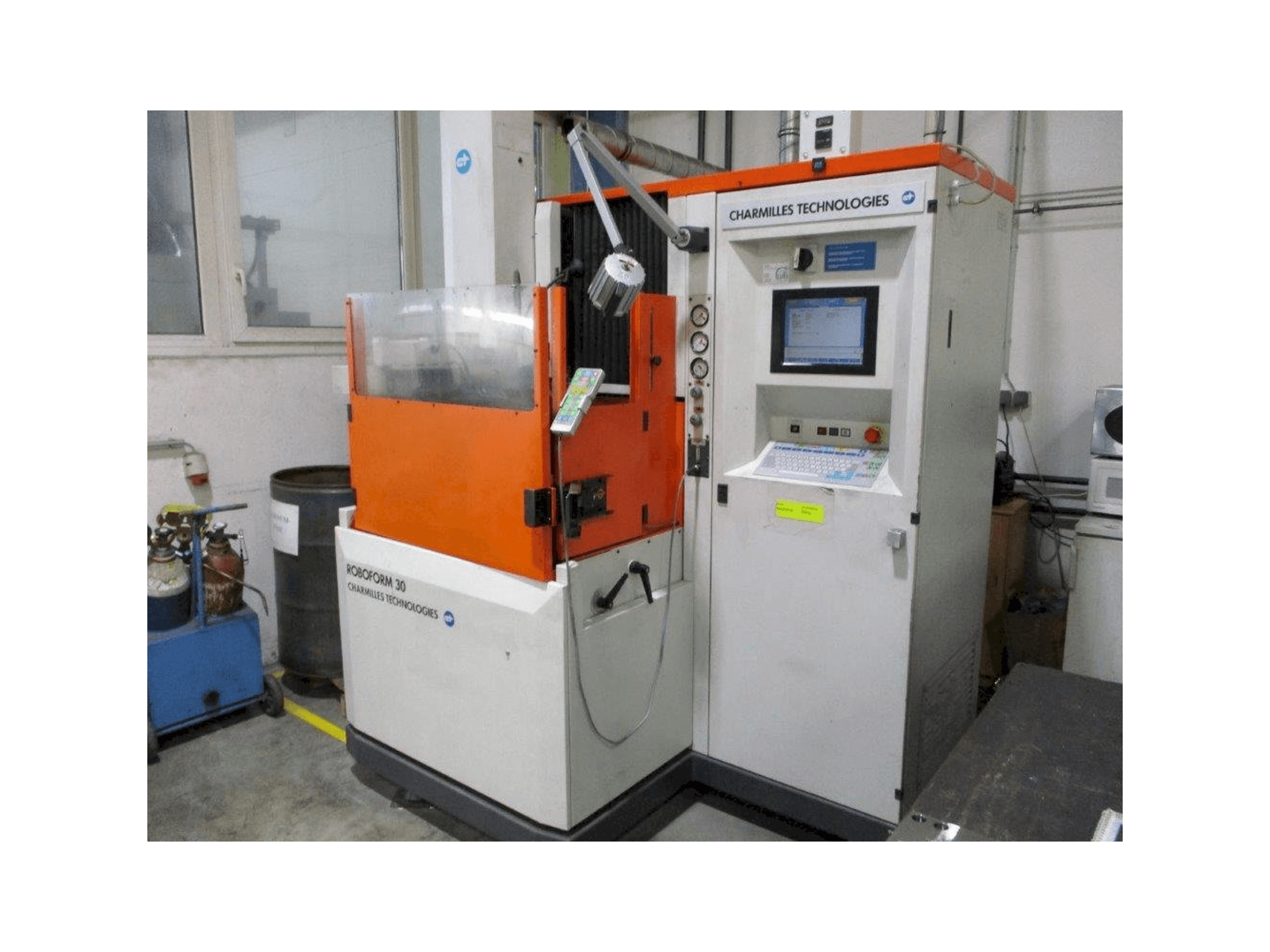 Vista Frontal da CHARMILLES Roboform 30 máquina