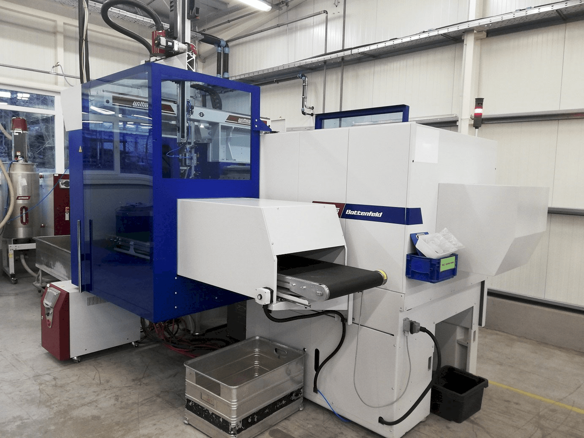 Vista Lateral Esquerda da Battenfeld Smart Power 240/1330 máquina