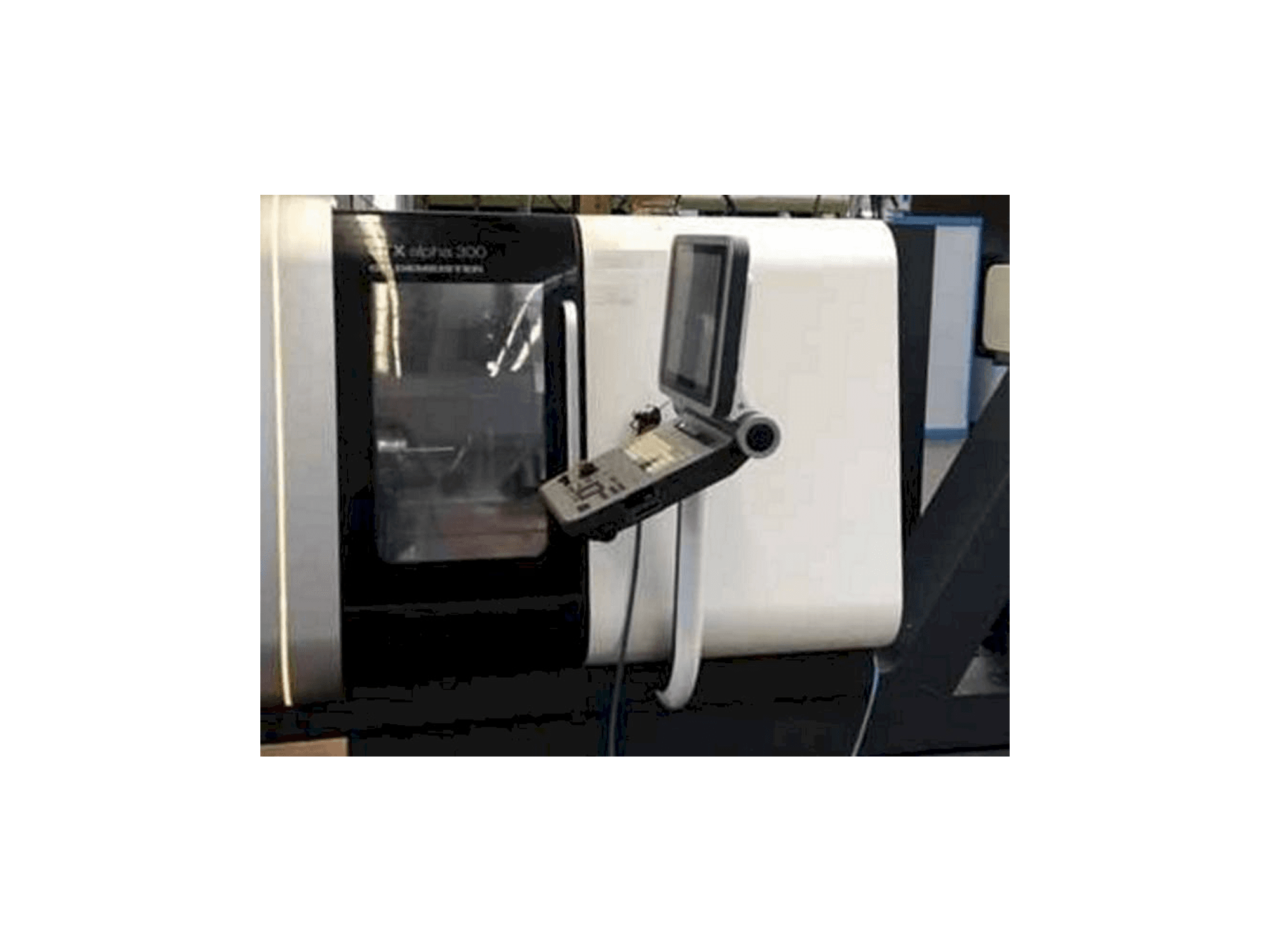 Vista Frontal da DMG GILDEMEISTER CTX Alpha 300 V4 máquina