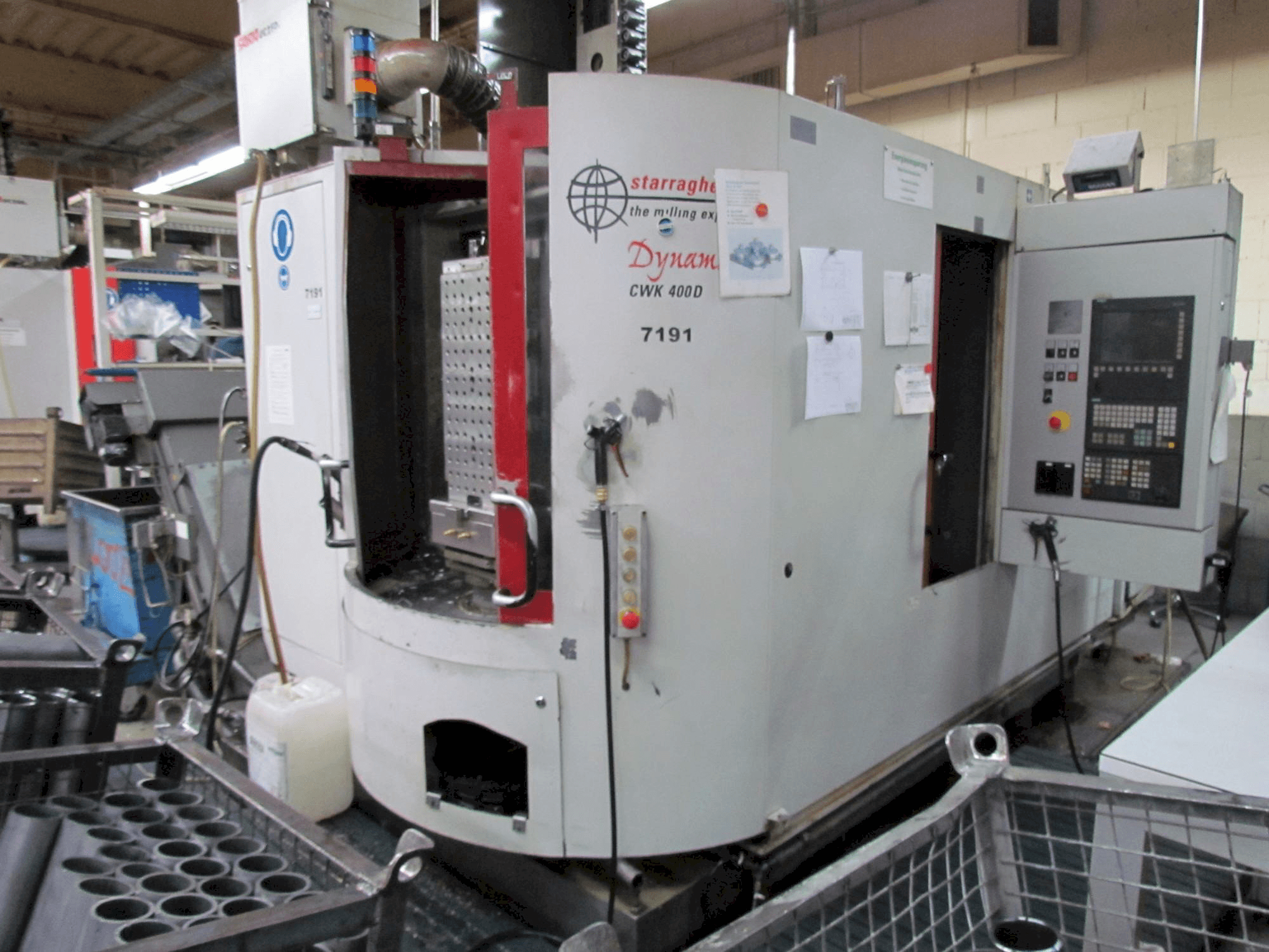 Vista Frontal da Heckert CWK 400 D máquina