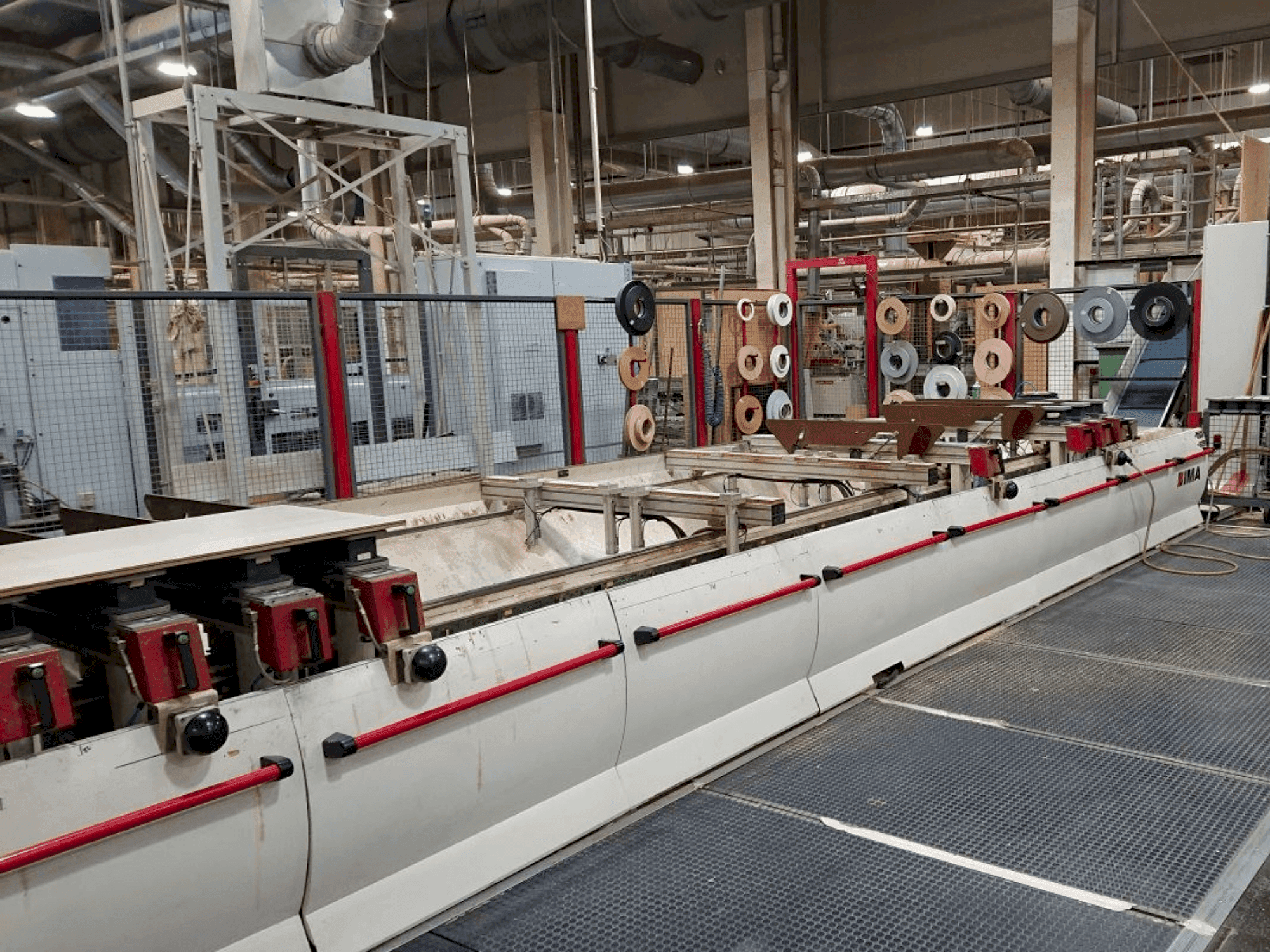 Vista Frontal da IMA BIMA 410 / V Typ 140 / 600 máquina