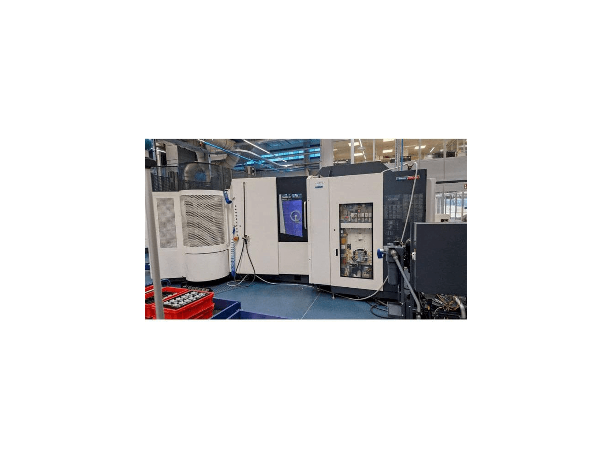 Vista Frontal da DMG DECKEL MAHO DMC 60H Linear máquina