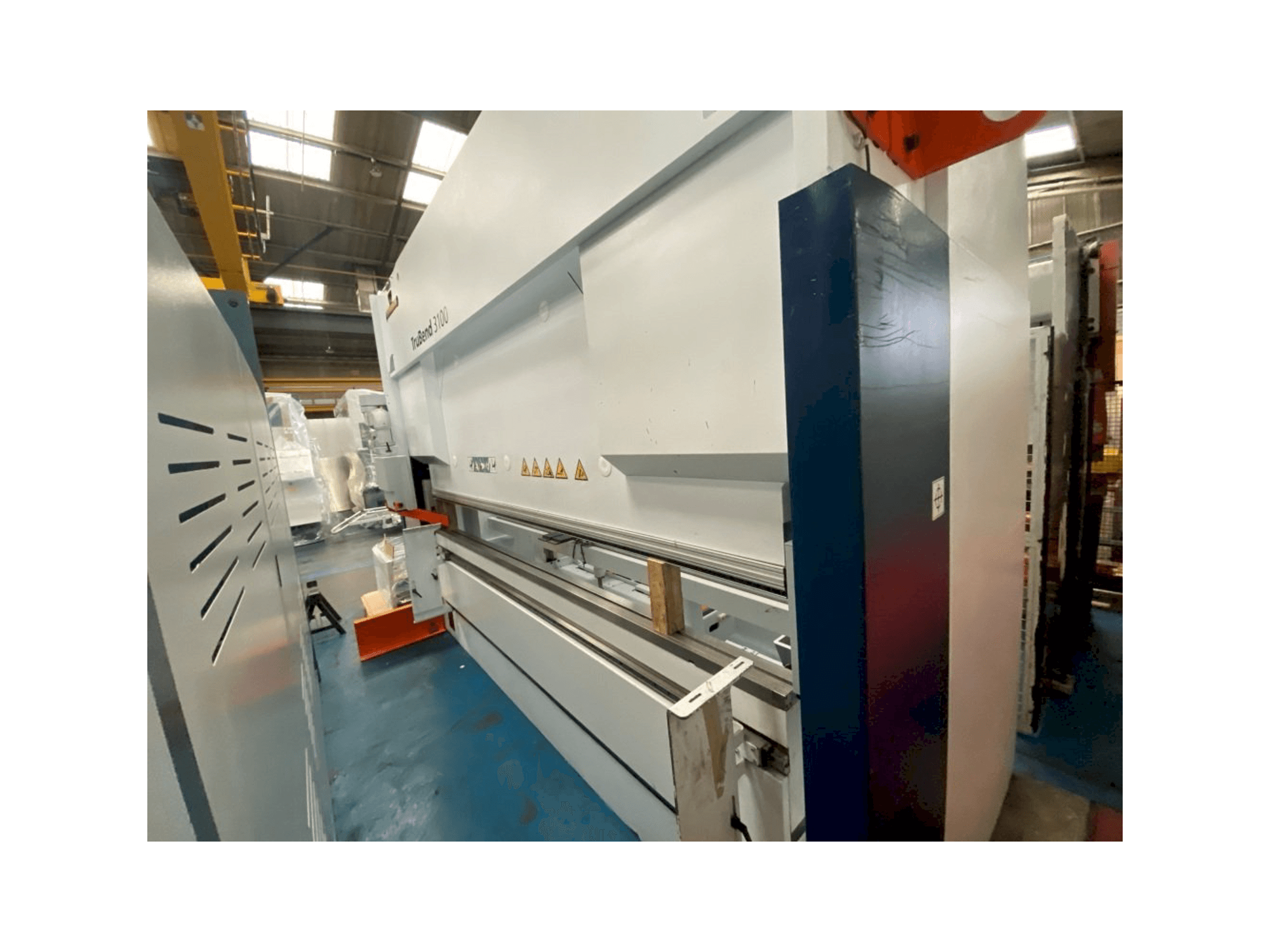 Vista Frontal da Trumpf TruBend 3100 máquina