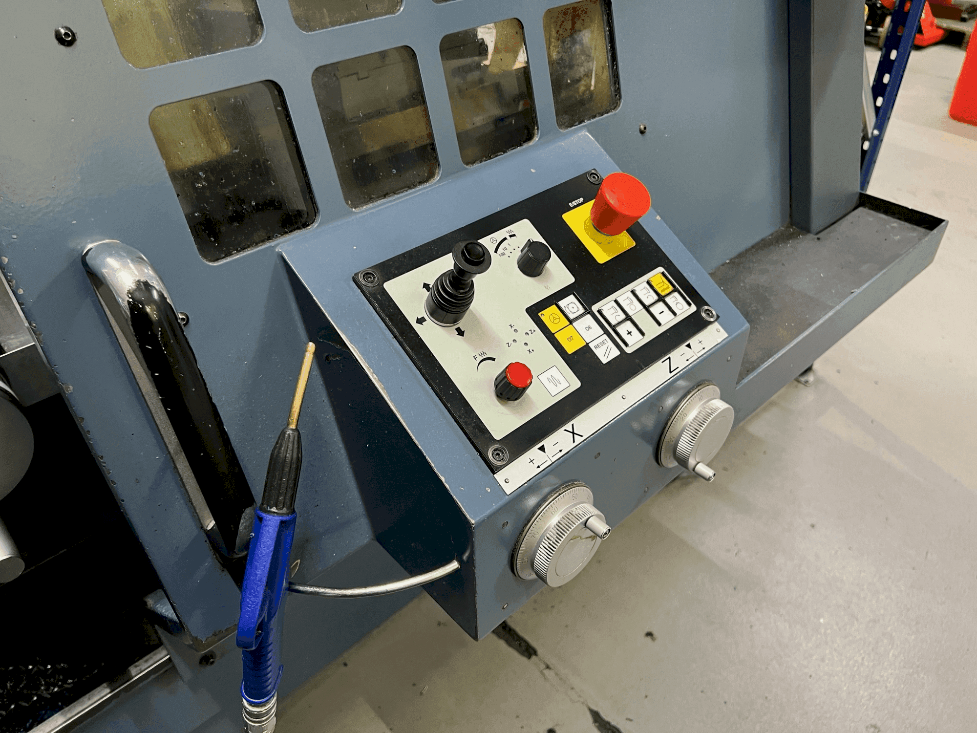 Vista Frontal da PADOVANI E255/1500 máquina