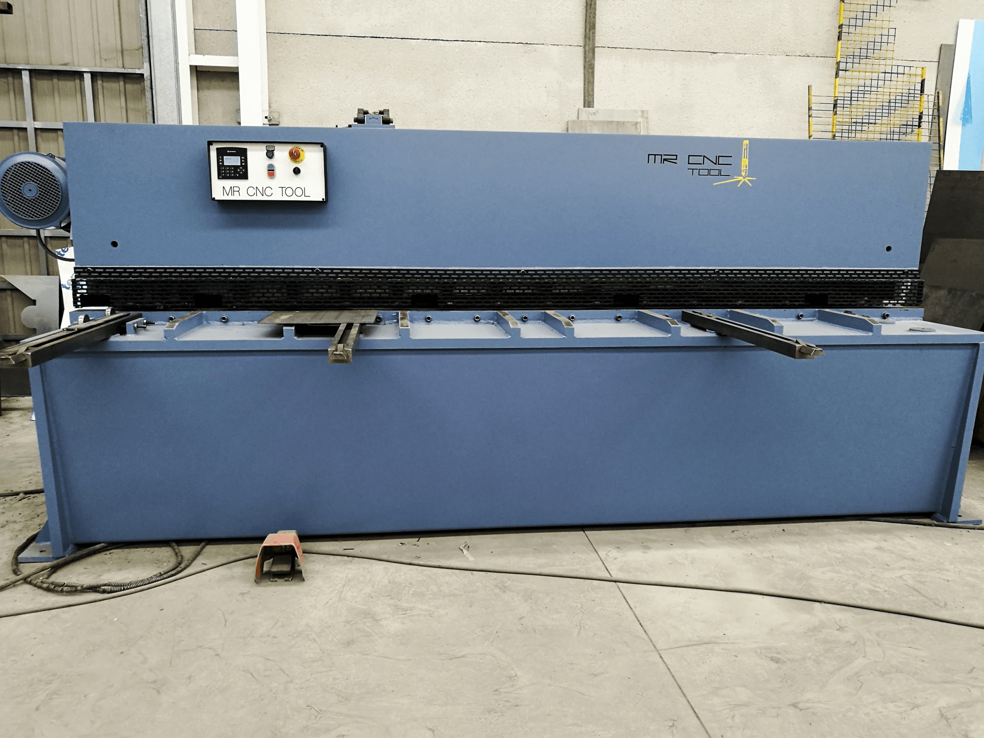 Vista Frontal da Loire Safe CHP-6/31 máquina