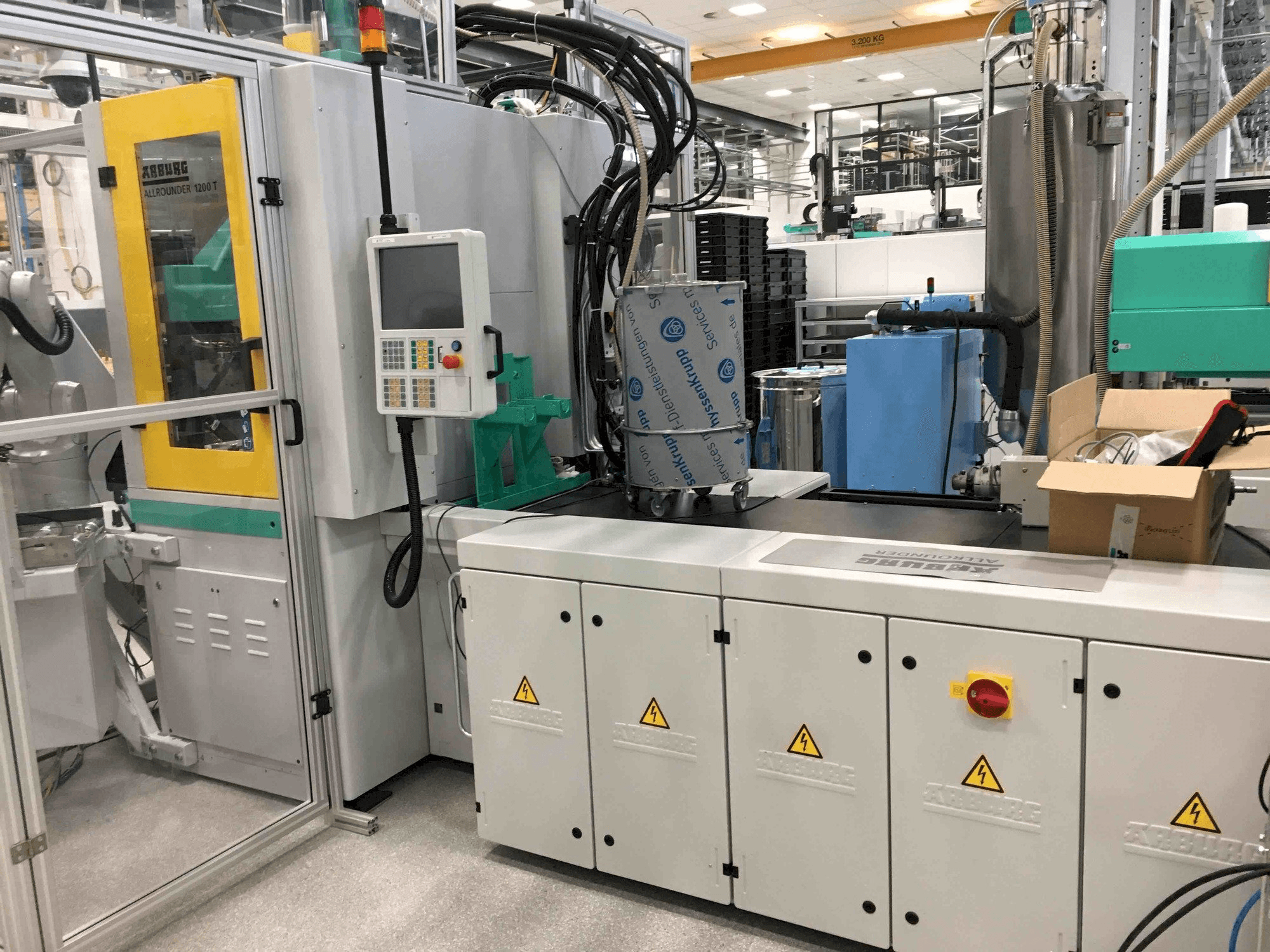 Vista Frontal da Arburg ALLROUNDER 1200 T 800 - 70 (2017) máquina