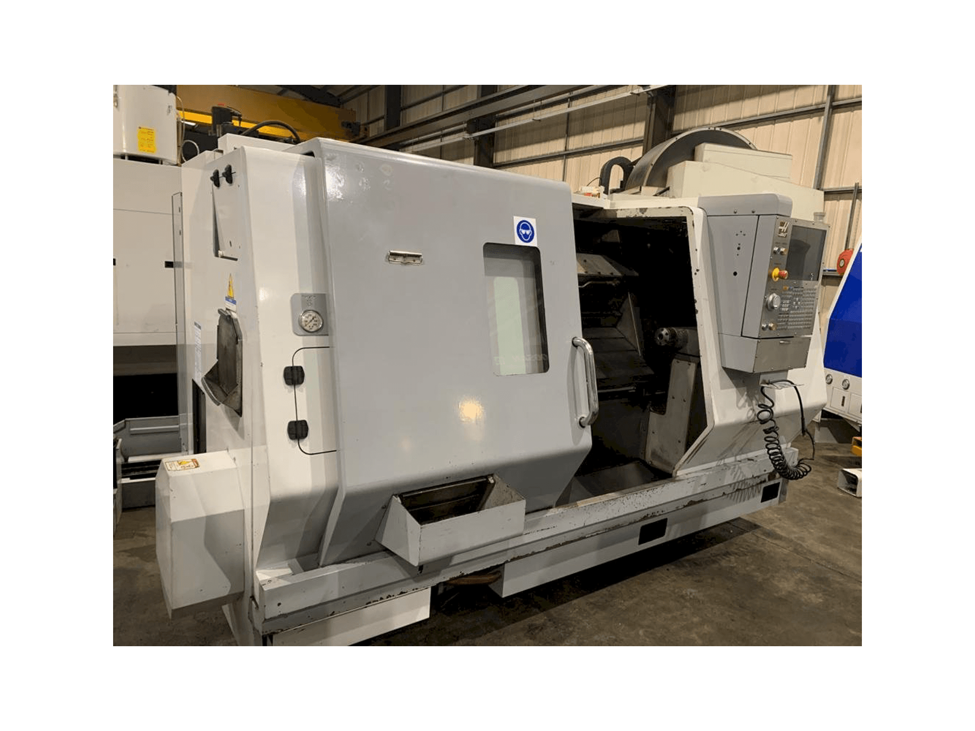 Vista Frontal da HAAS SL-30 THE máquina