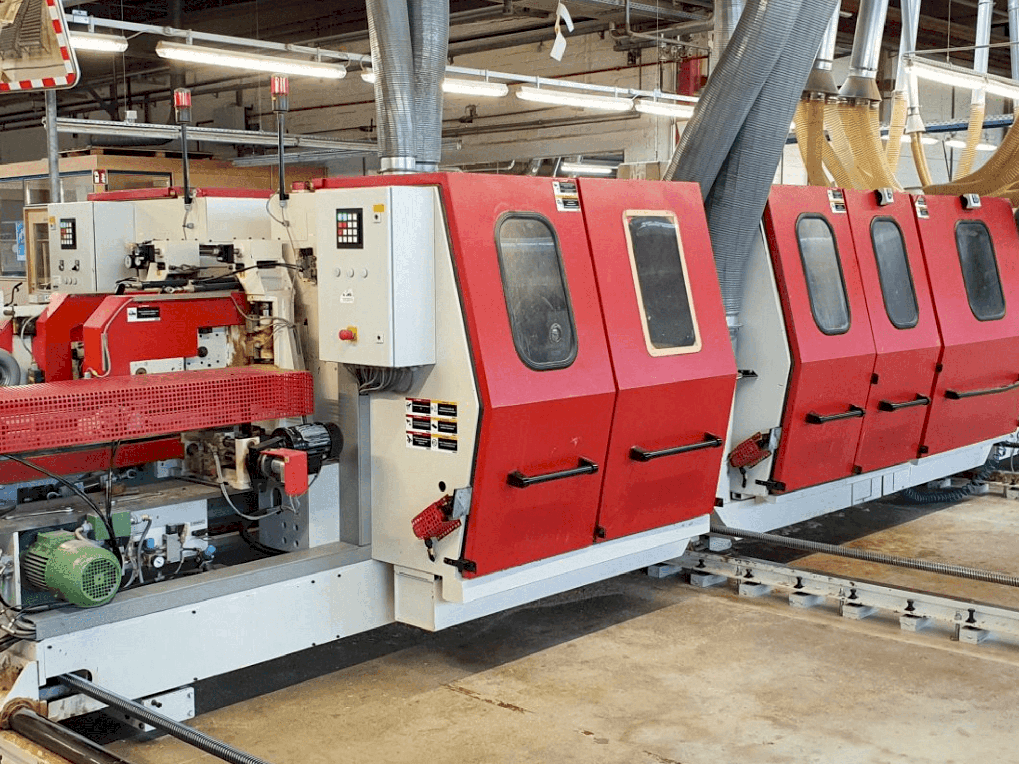 Vista Frontal da WEHRMANN Combima (2007) máquina