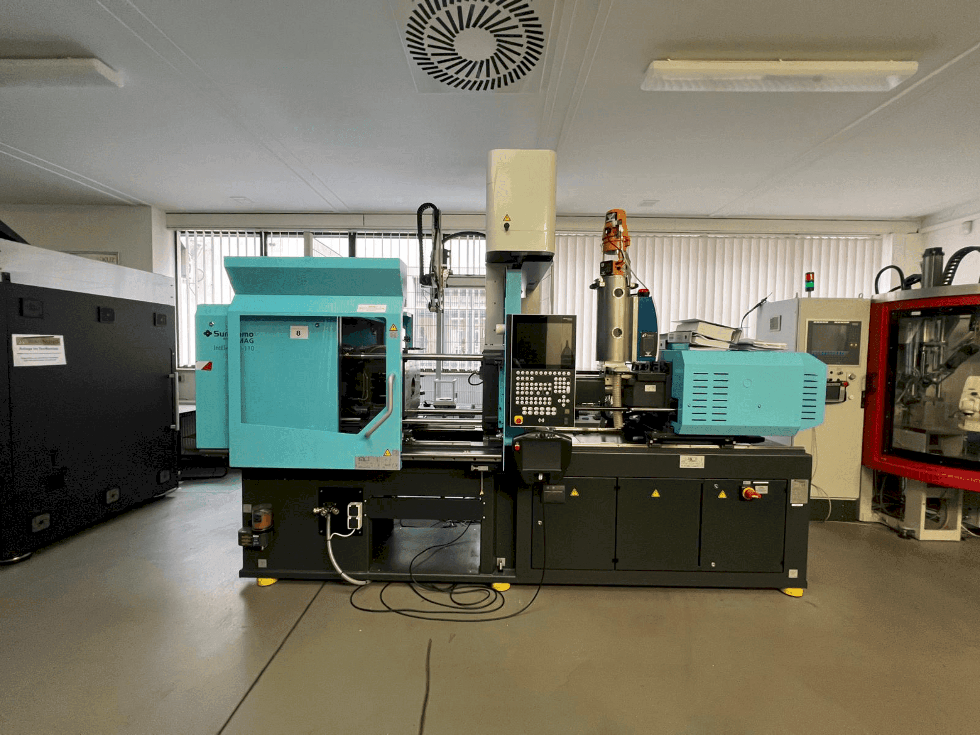 Vista Frontal da SUMITOMO SHI DEMAG Intelect 2 50/370-110 máquina