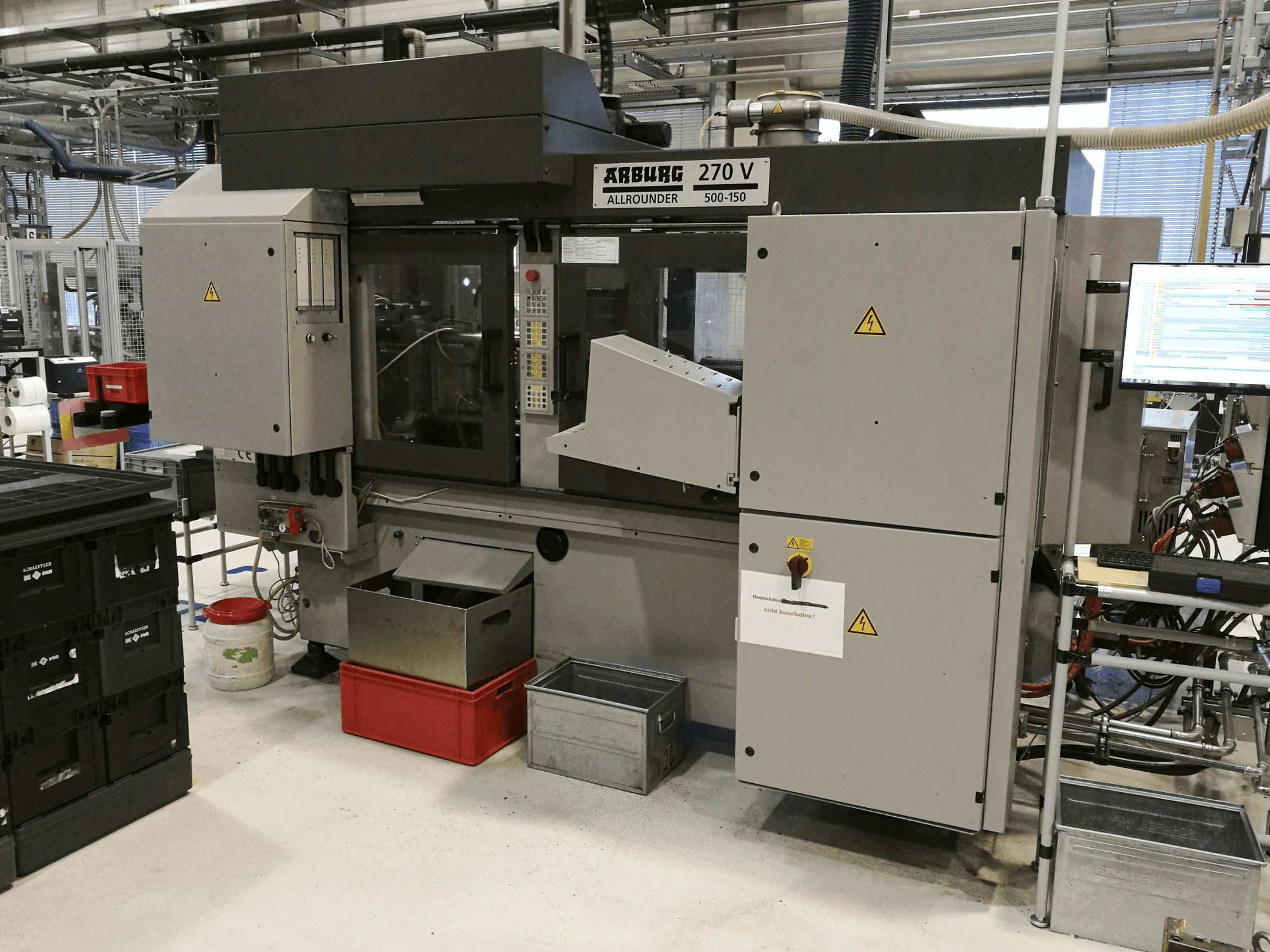 Vista Direita da Arburg 270V 500-150 máquina