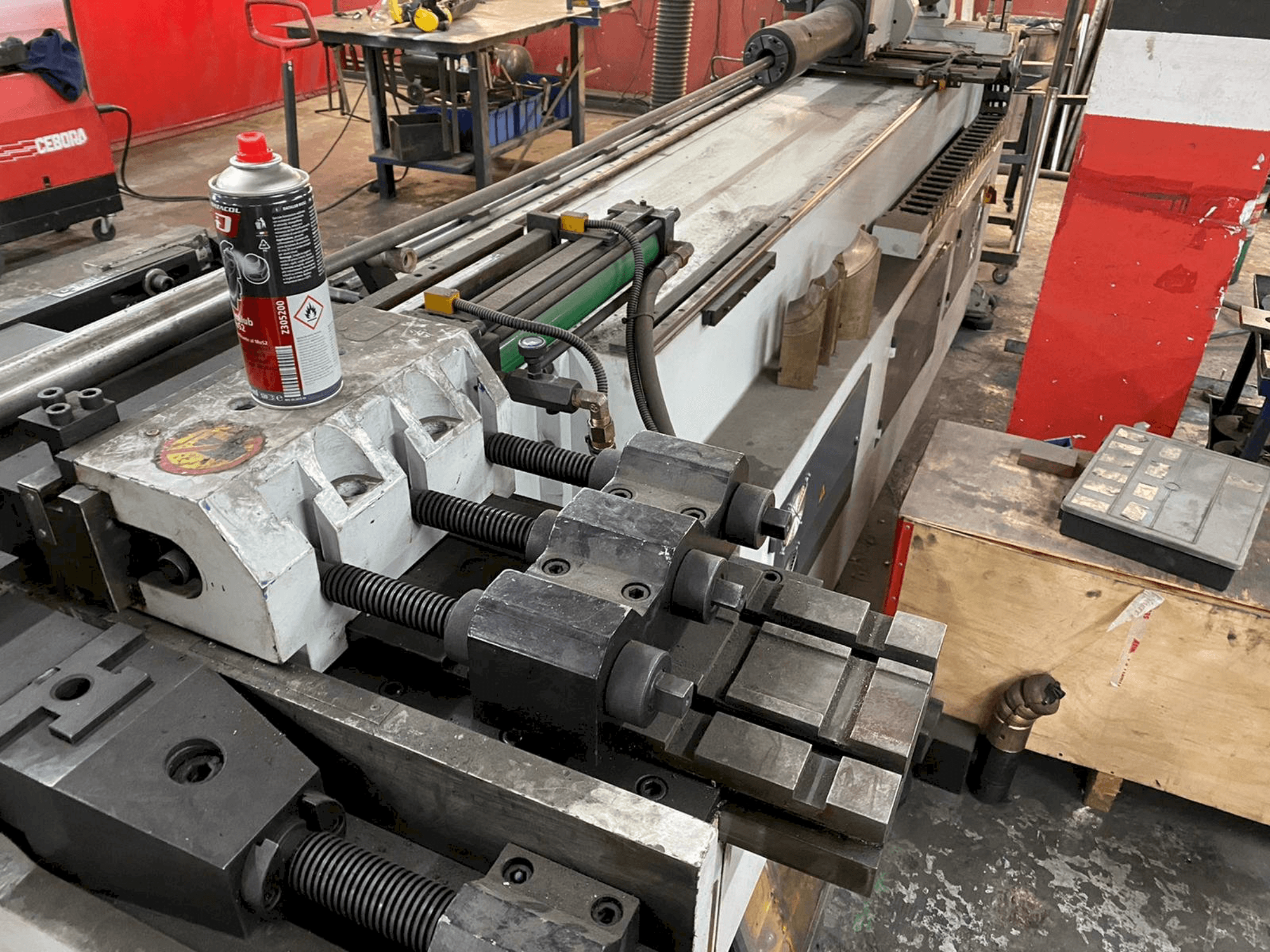 Vista Frontal da Segura Llunell SB-76-NCBL máquina