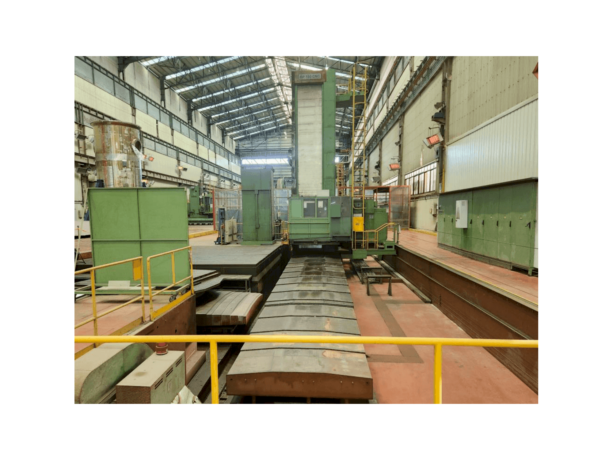 Vista Frontal da WMW BP 160 CNC máquina