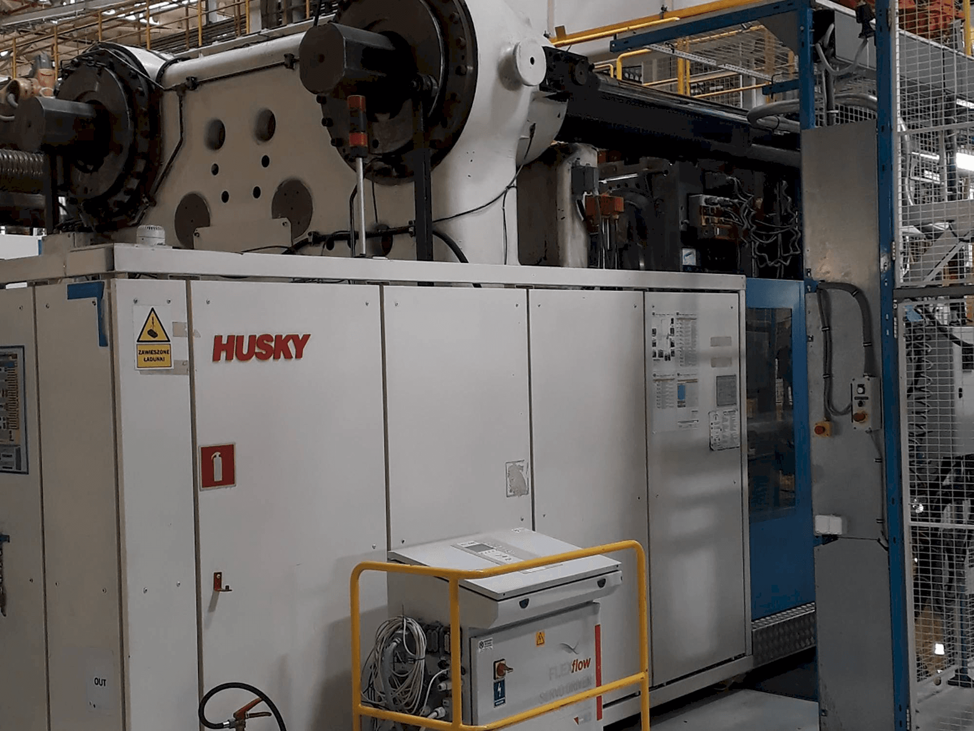 Vista Frontal da Husky ELL2350 RS155/145 máquina