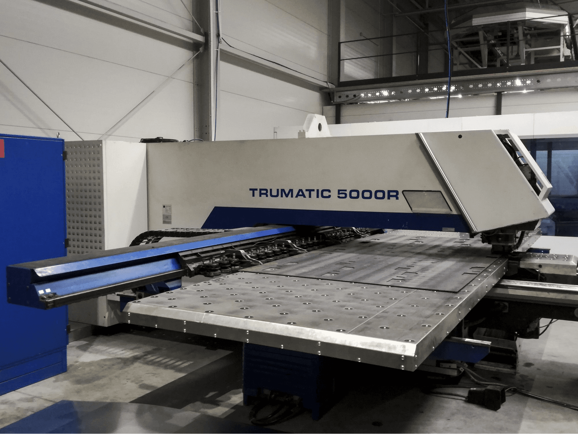Vista Lateral Esquerda da Trumpf Trumatic 5000 R máquina