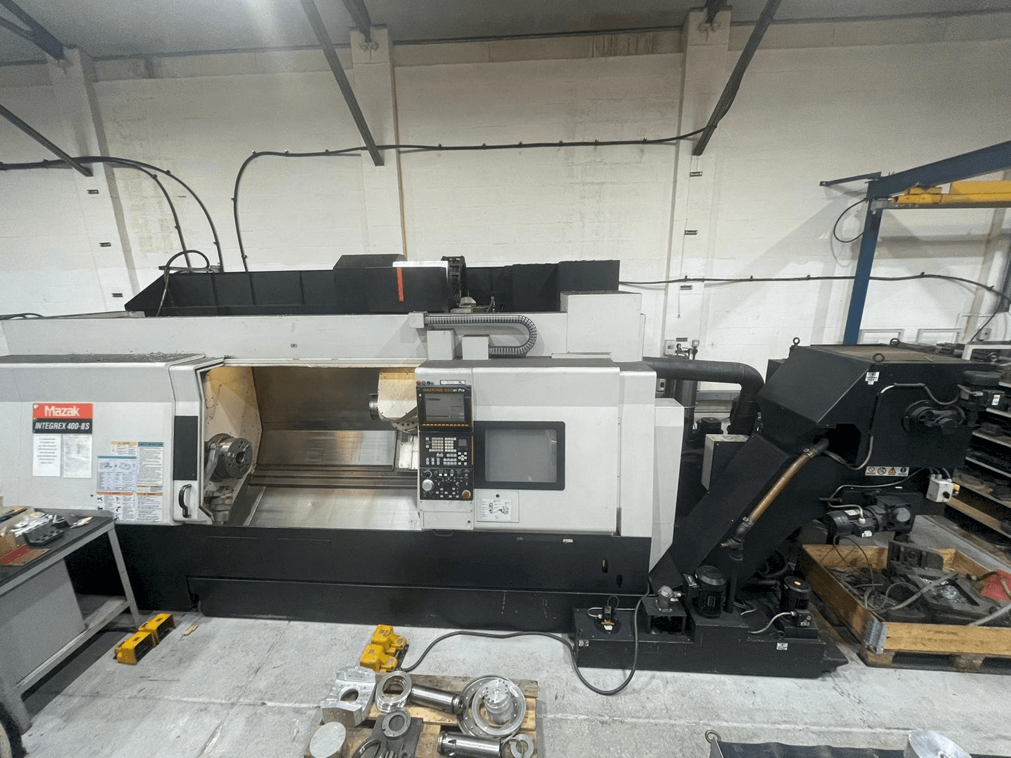 Vista Frontal da Mazak Integrex 400 III-S máquina