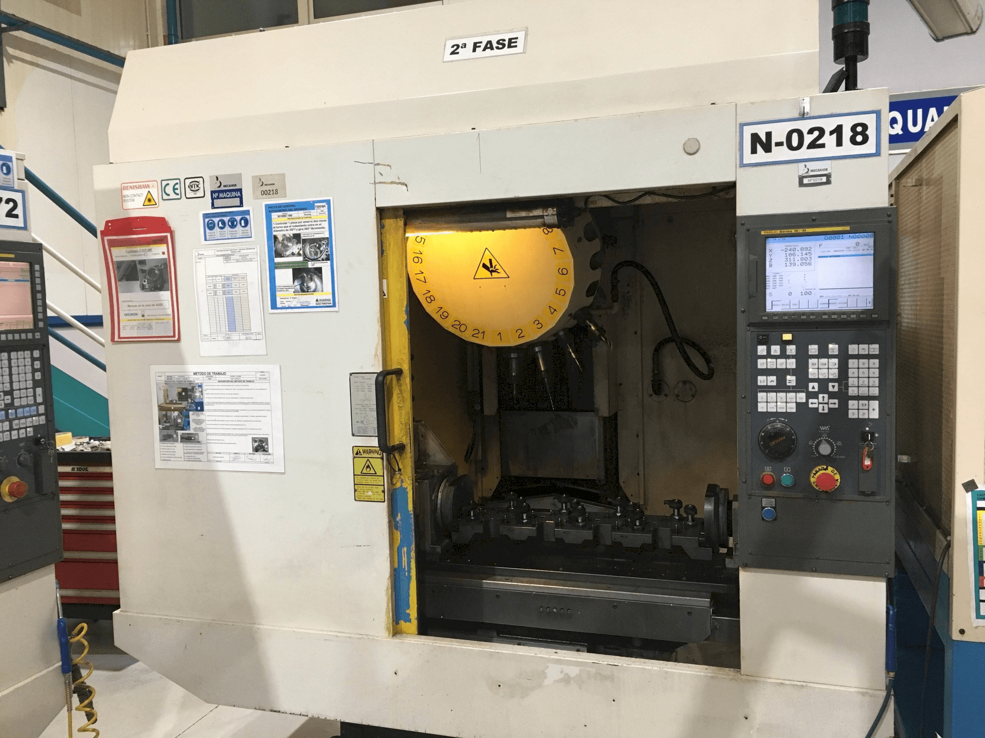 Vista Frontal da FANUC Robodrill alfa-T-21iDL máquina