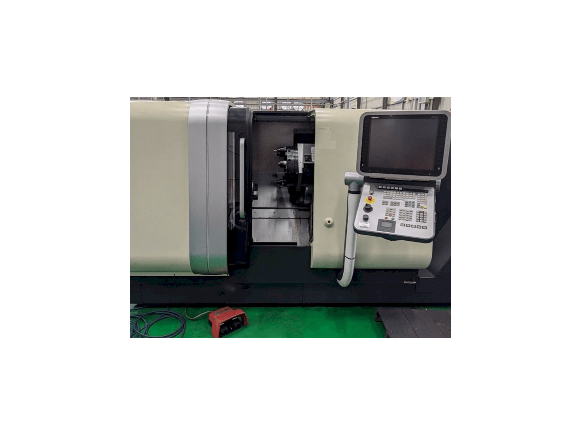 Vista Frontal da Gildemeister CTX Alpha 300 máquina