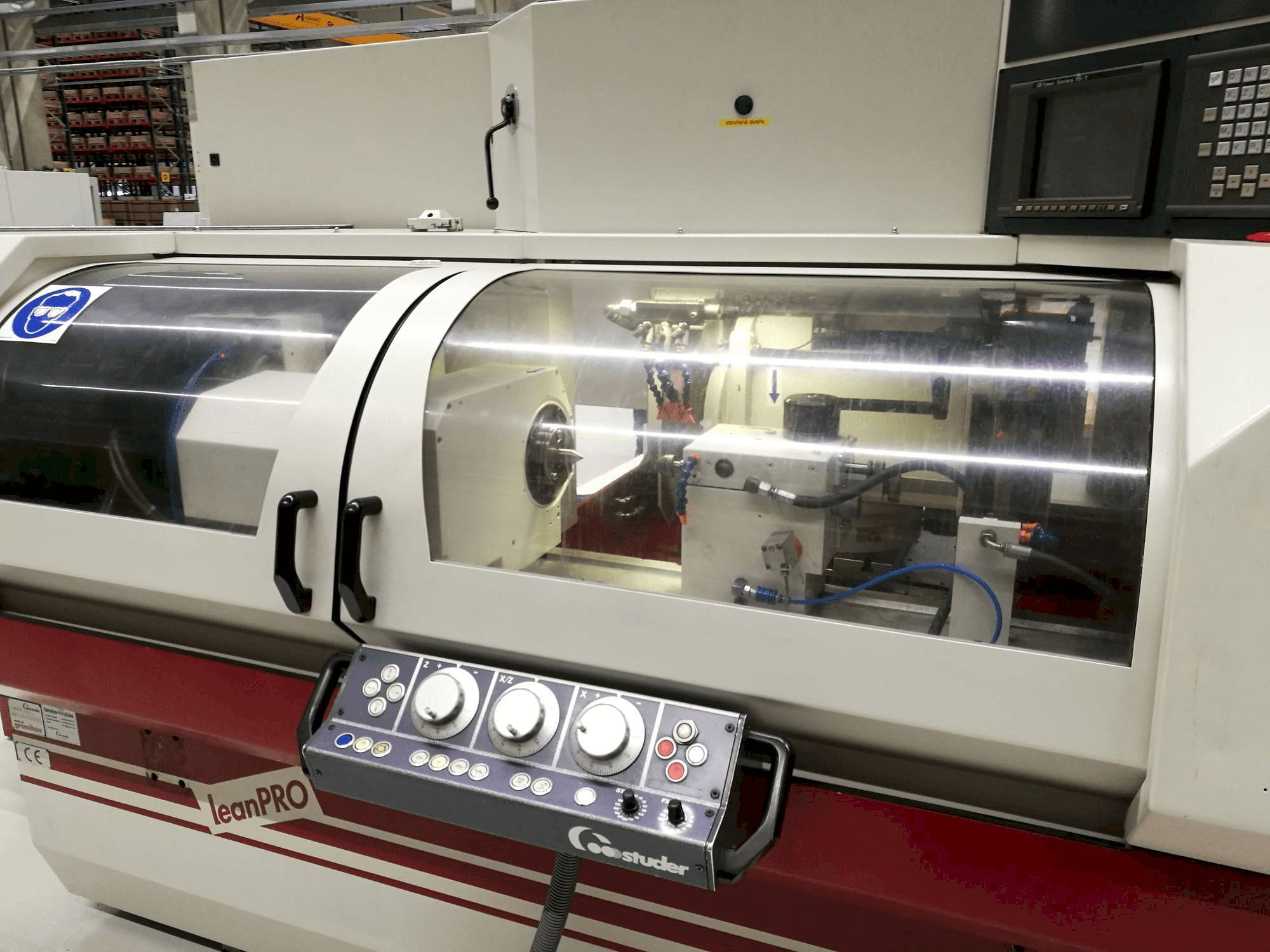 Vista Frontal da STUDER S30 lean PRO máquina