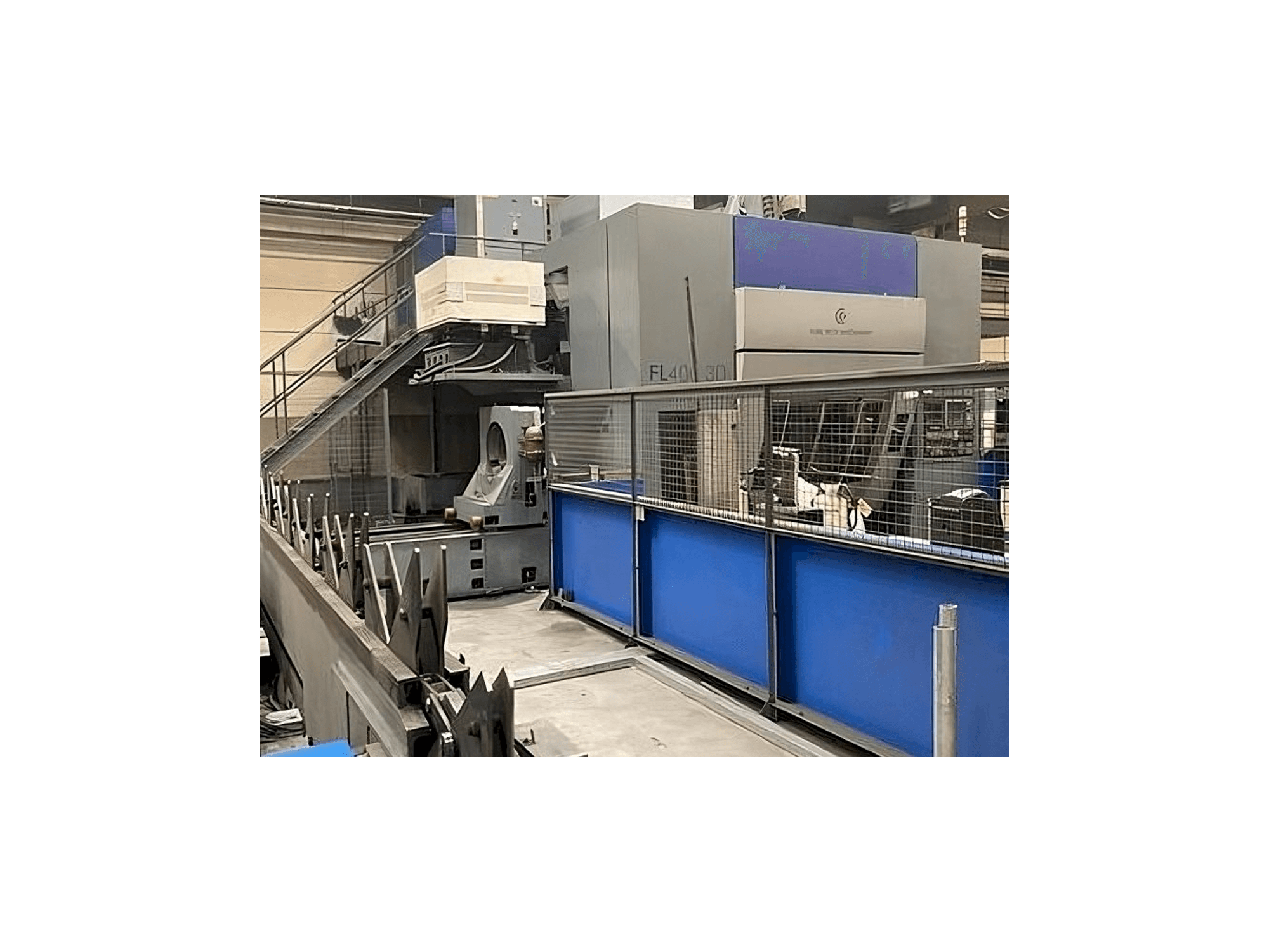 Vista Frontal da Tube Tech Machinery FL 400 3D máquina