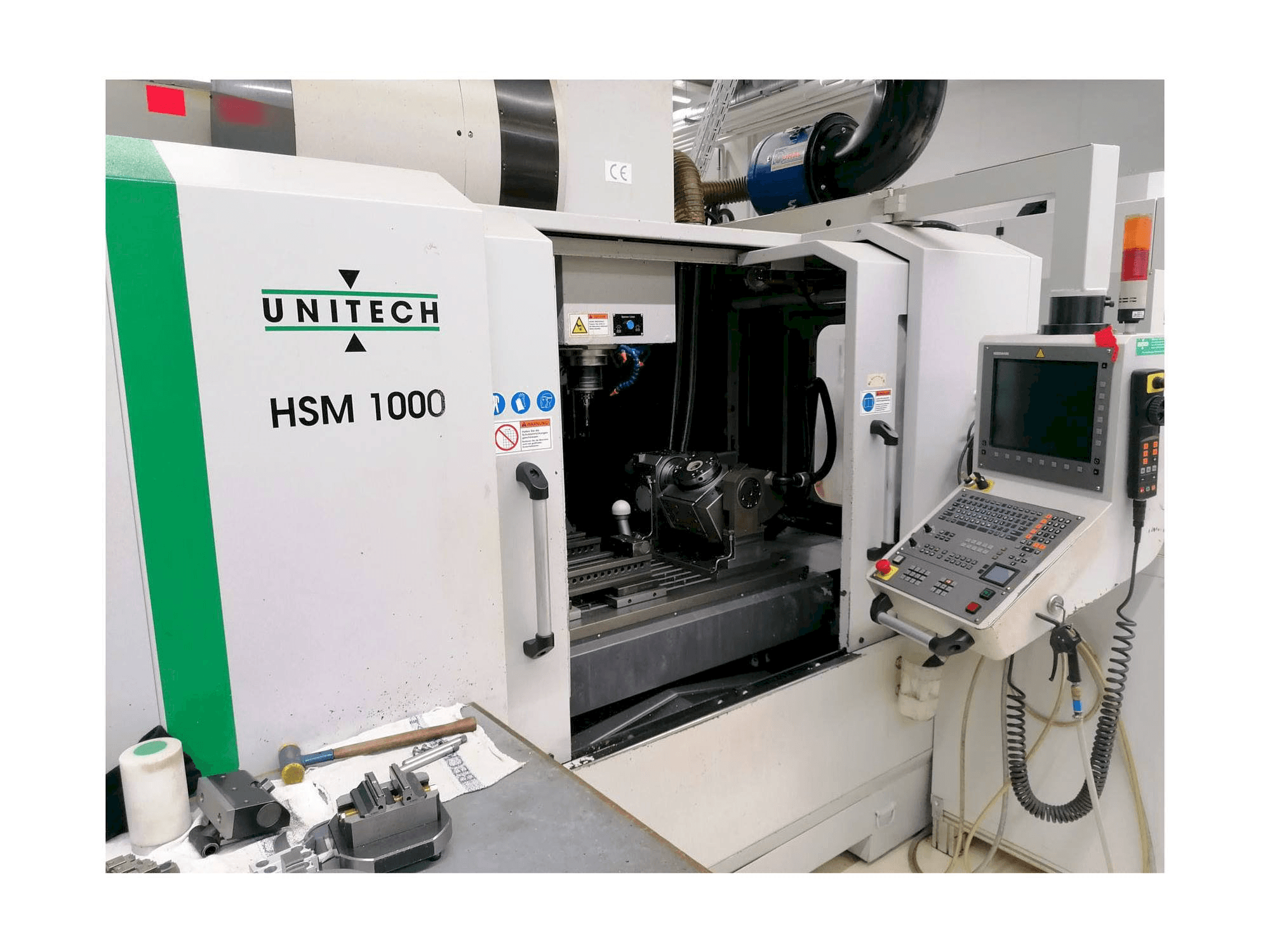 Vista Frontal da UNITECH HSM1000 máquina