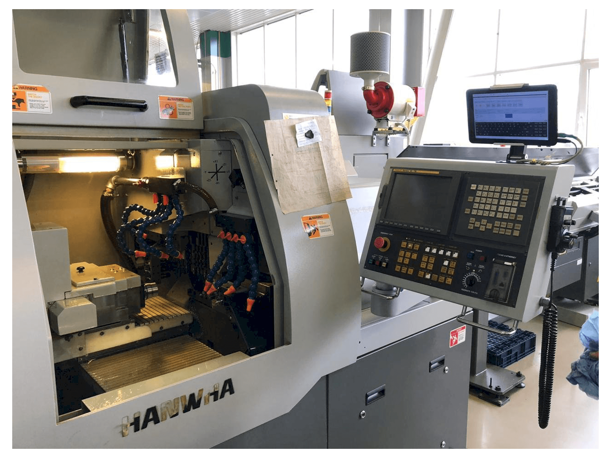 Vista Frontal da Hanwha XD20H máquina