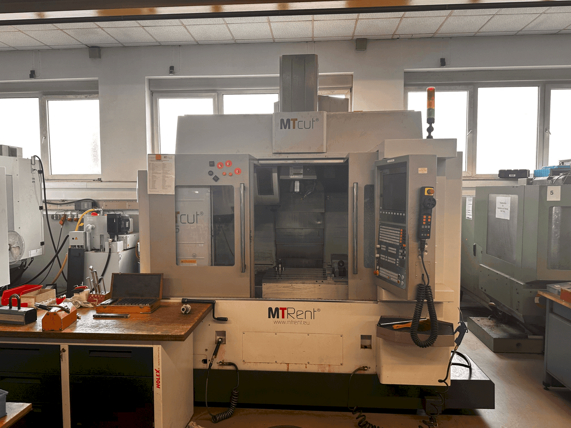 Vista Frontal da MTcut EVO V85 máquina