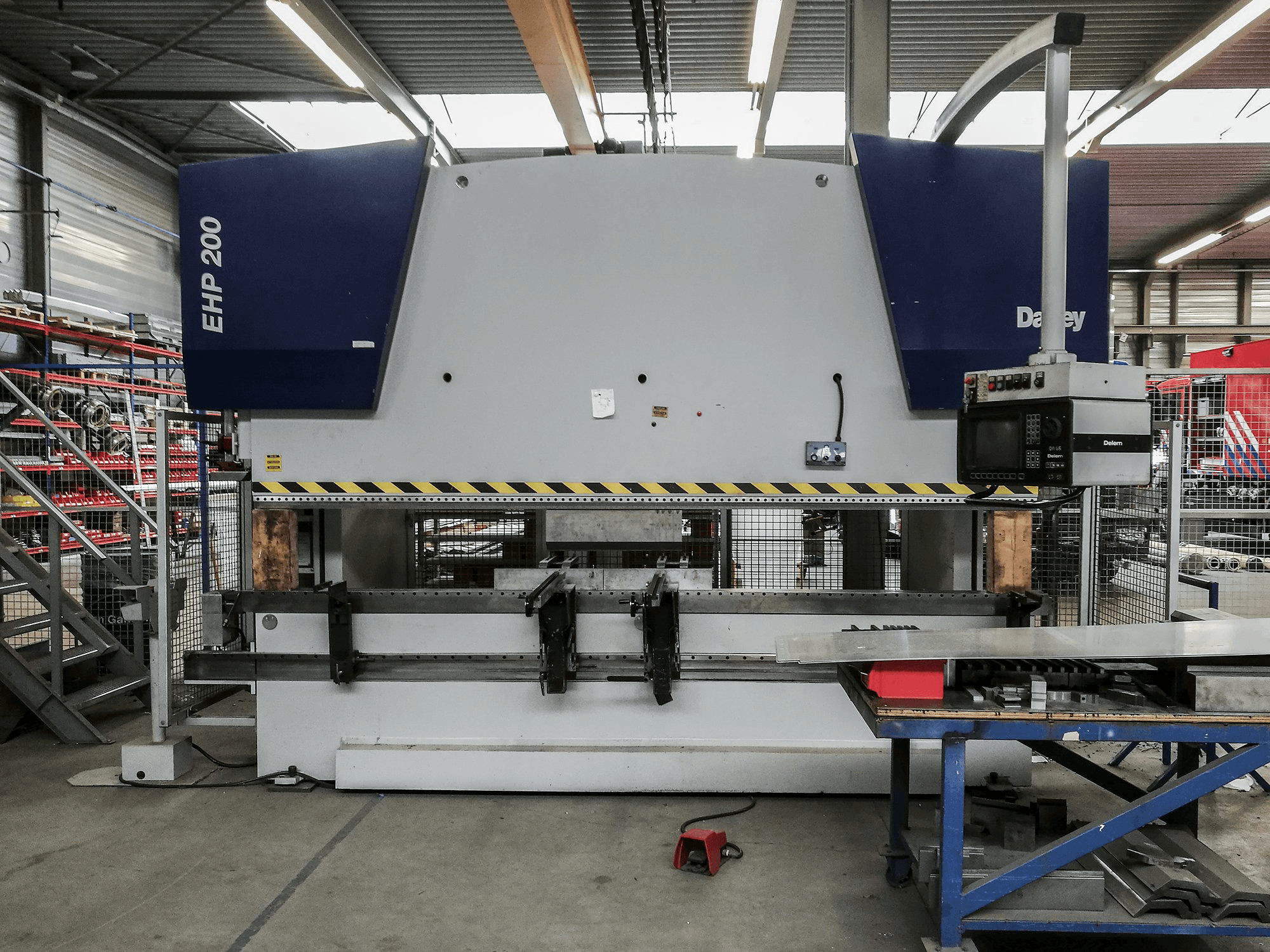 Vista Frontal da Darley EHP-LS200.36/31 máquina