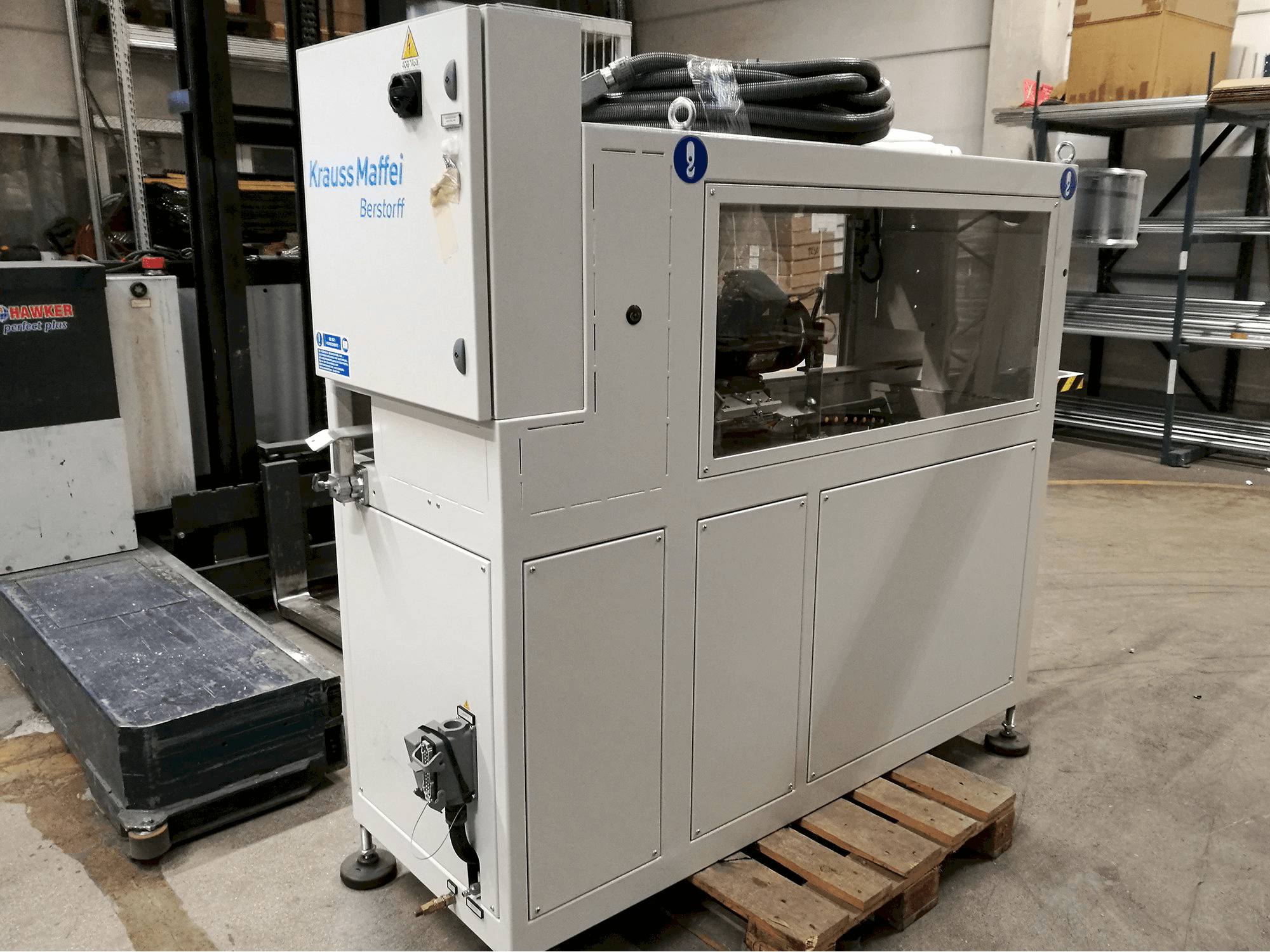 Vista Esquerda da Krauss Maffei TL 63 máquina