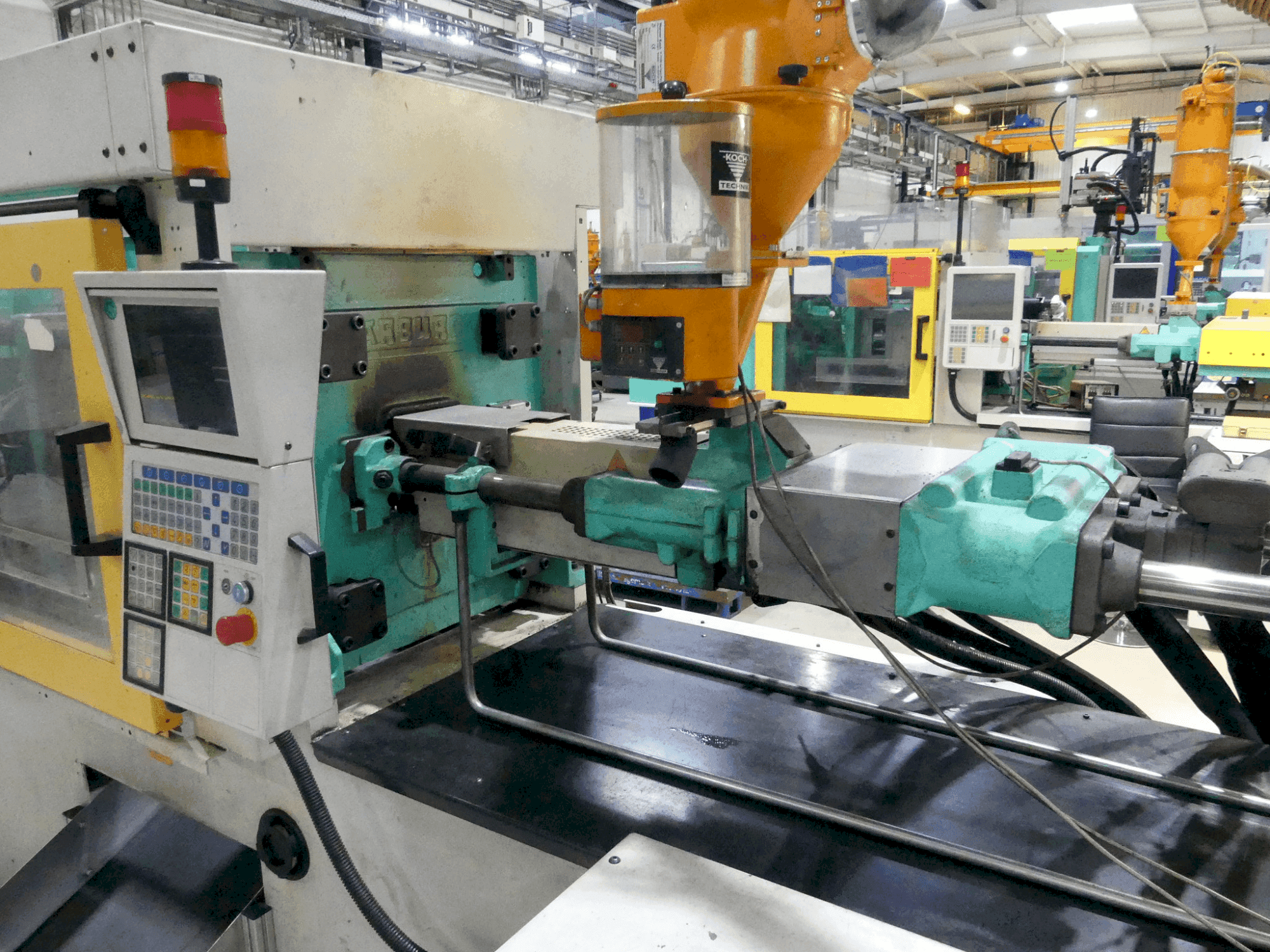 Vista Frontal da Arburg 420C-1000-250 máquina