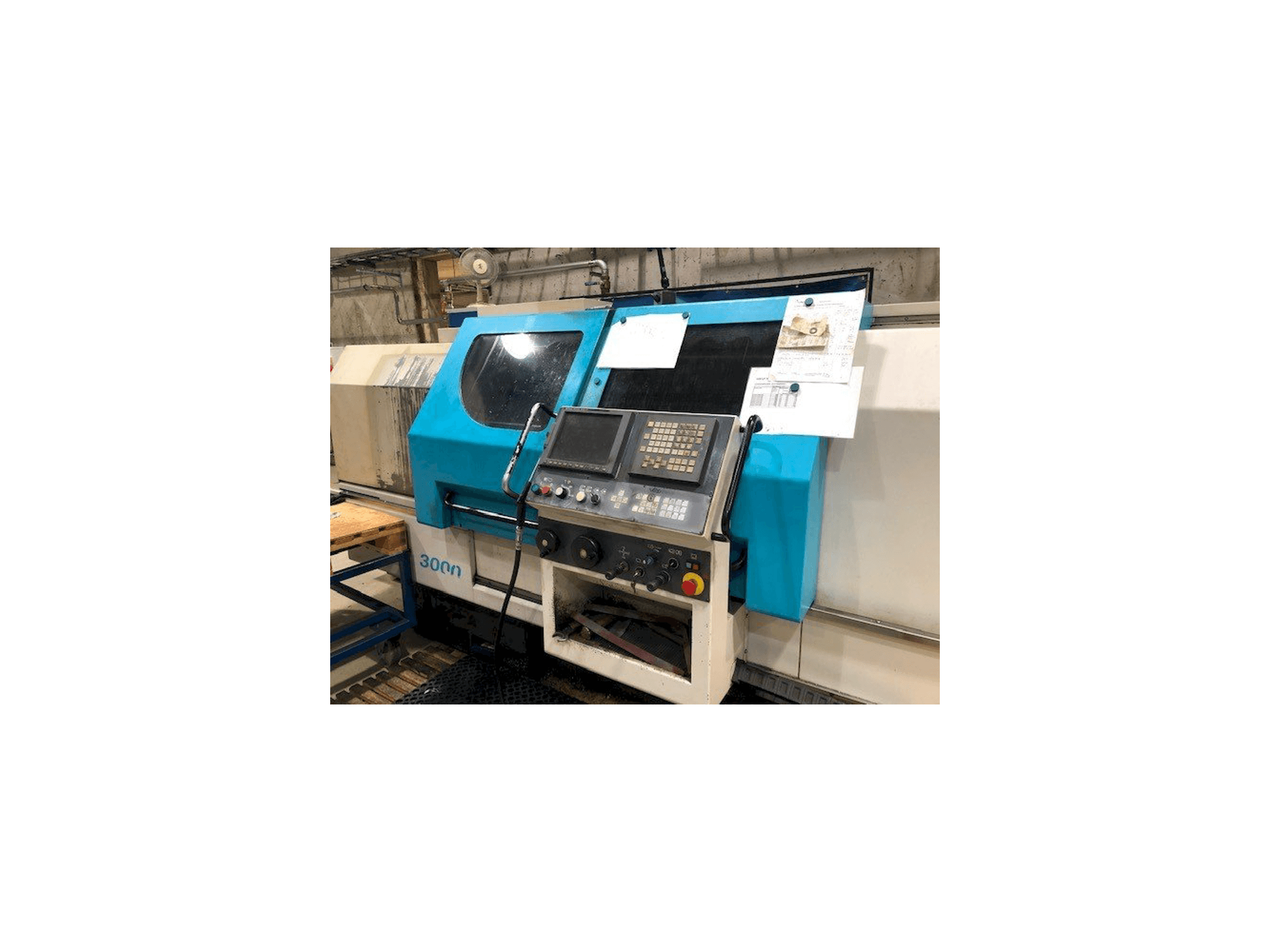 Vista Frontal da 600 Lathes Combi 3000 máquina