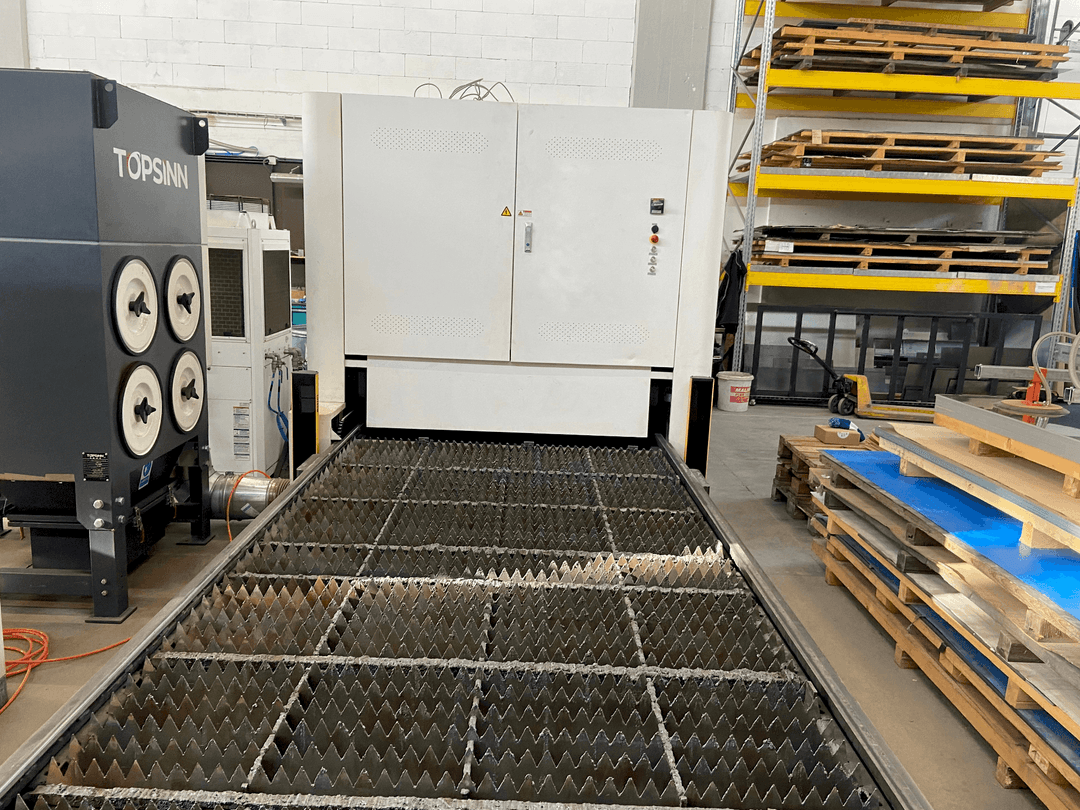 Máquina de corte a laser de fibra Bodor C3 (2021)