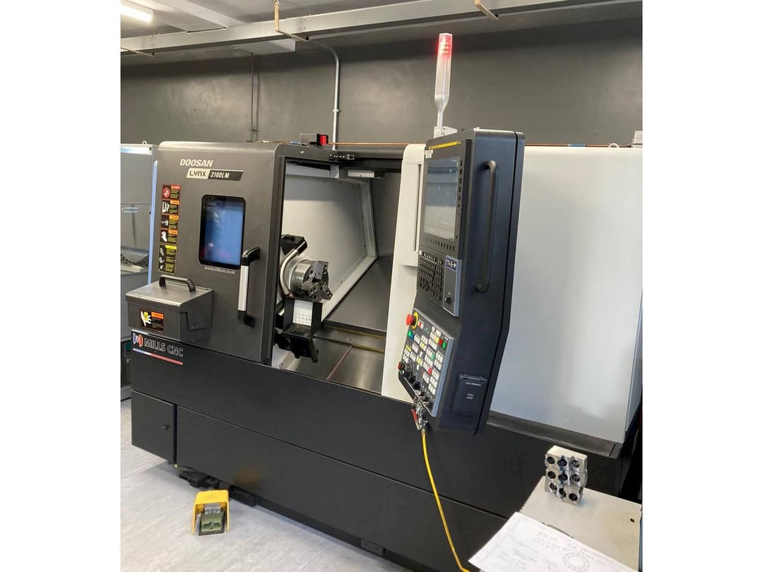 Torno Doosan Lynx 2100 LMB